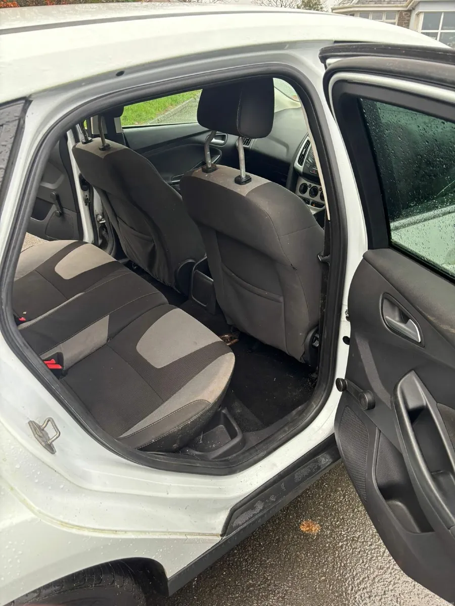 Ford Focus 2013 - Image 3