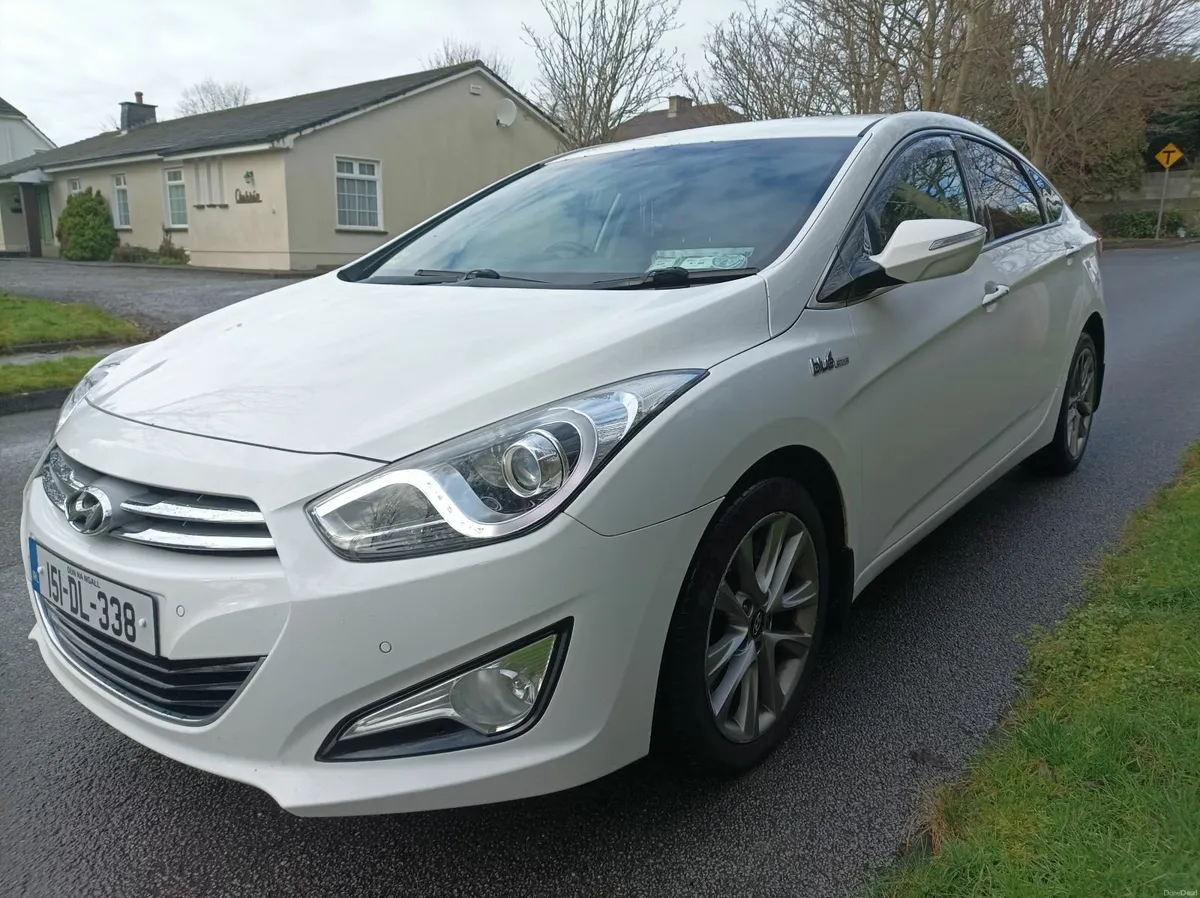 151 Hyundai i40 Top Spec NCT 05/26 - Image 2