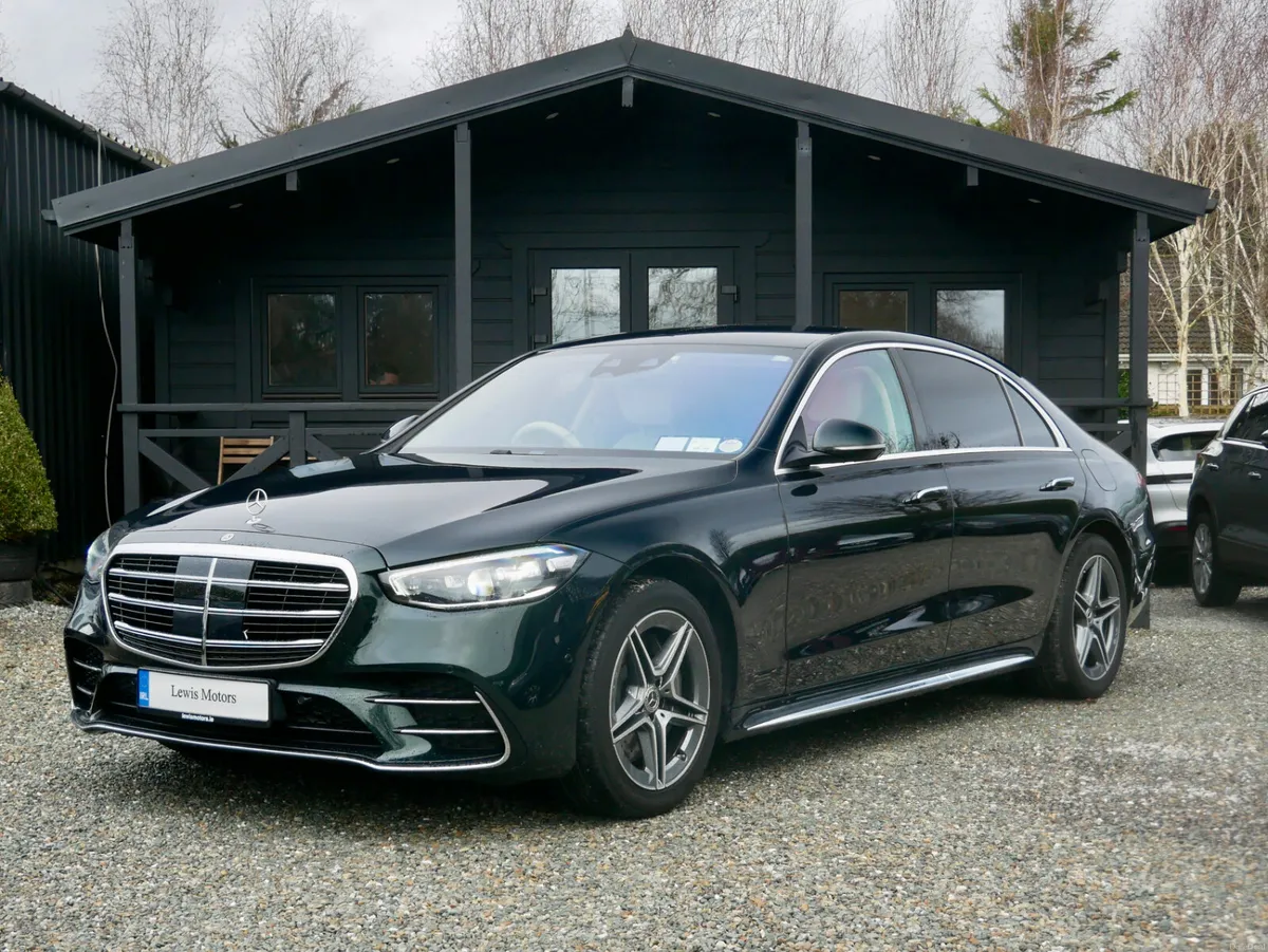 2023 Mercedes-Benz S580e LWB AMG 4 MATIC - Image 3