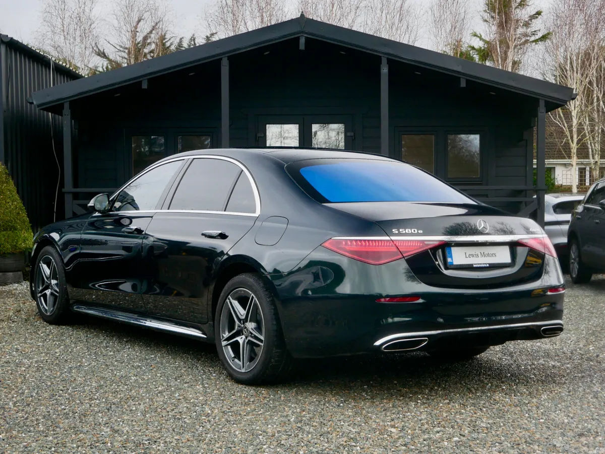 2023 Mercedes-Benz S580e LWB AMG 4 MATIC - Image 4