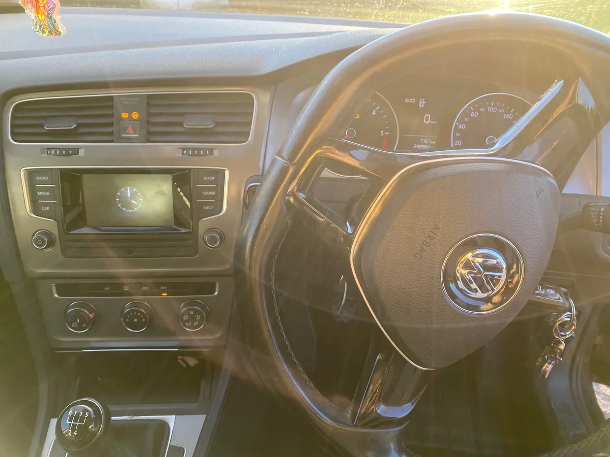 Volkswagen Golf 2013 - Image 3