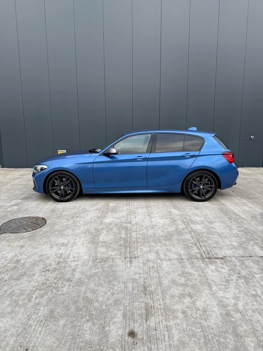 BMW 1-Series  M140i 2018 - Image 3