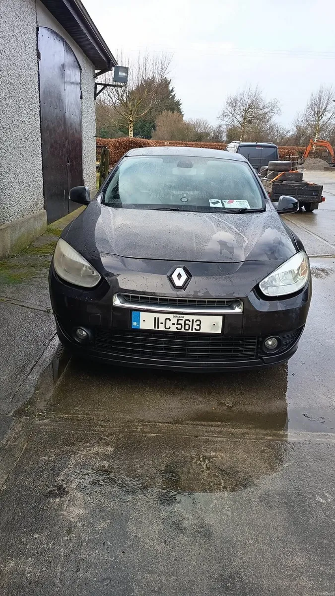 Renault Fluence 2011 1.5 Diesel, Black, Tow bar - Image 1