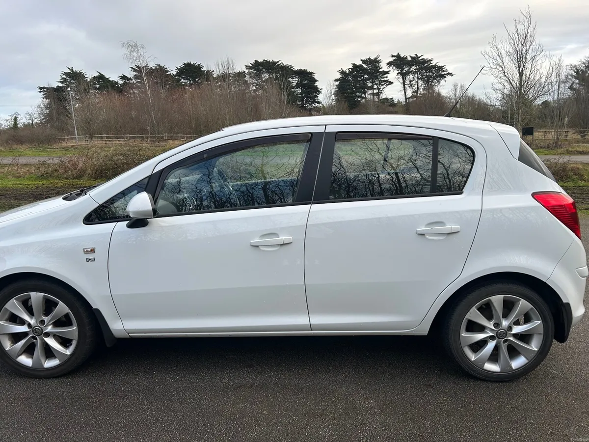 Vauxhall Corsa Excite 2014 - Image 2