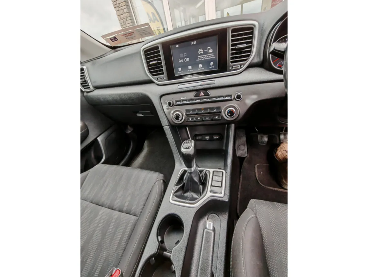 KIA SPORTAGE 1.6 CRDI 1 114BHP 5DR - Image 2