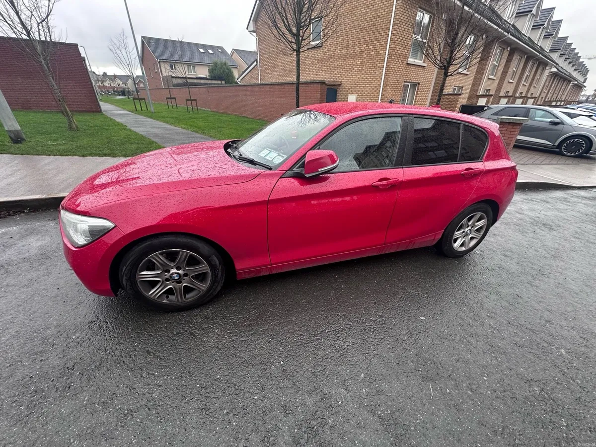 BMW Series 1  2012 Automatic low mileage - Image 2