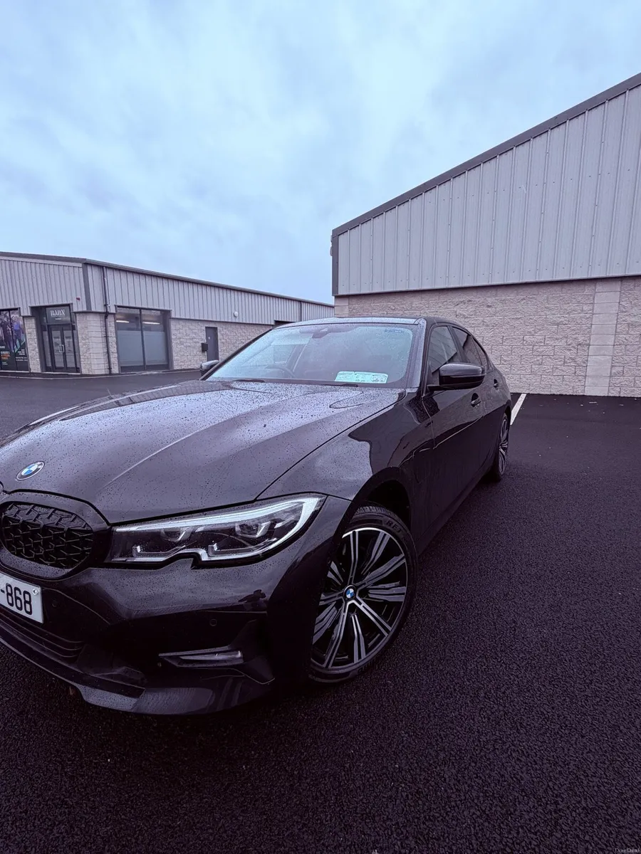 201 PLATE BMW 330e 3 SERIES - Image 3