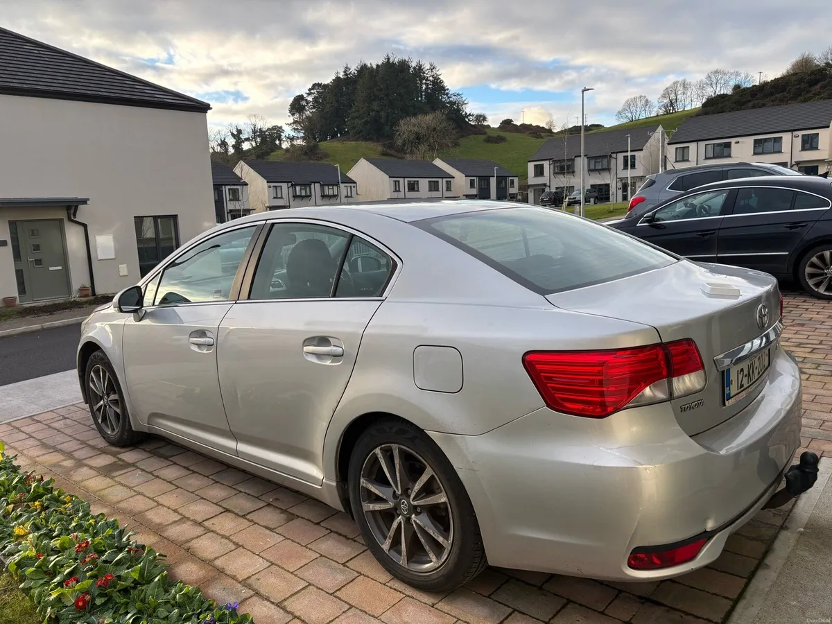 Toyota Avensis 2012 - Image 3