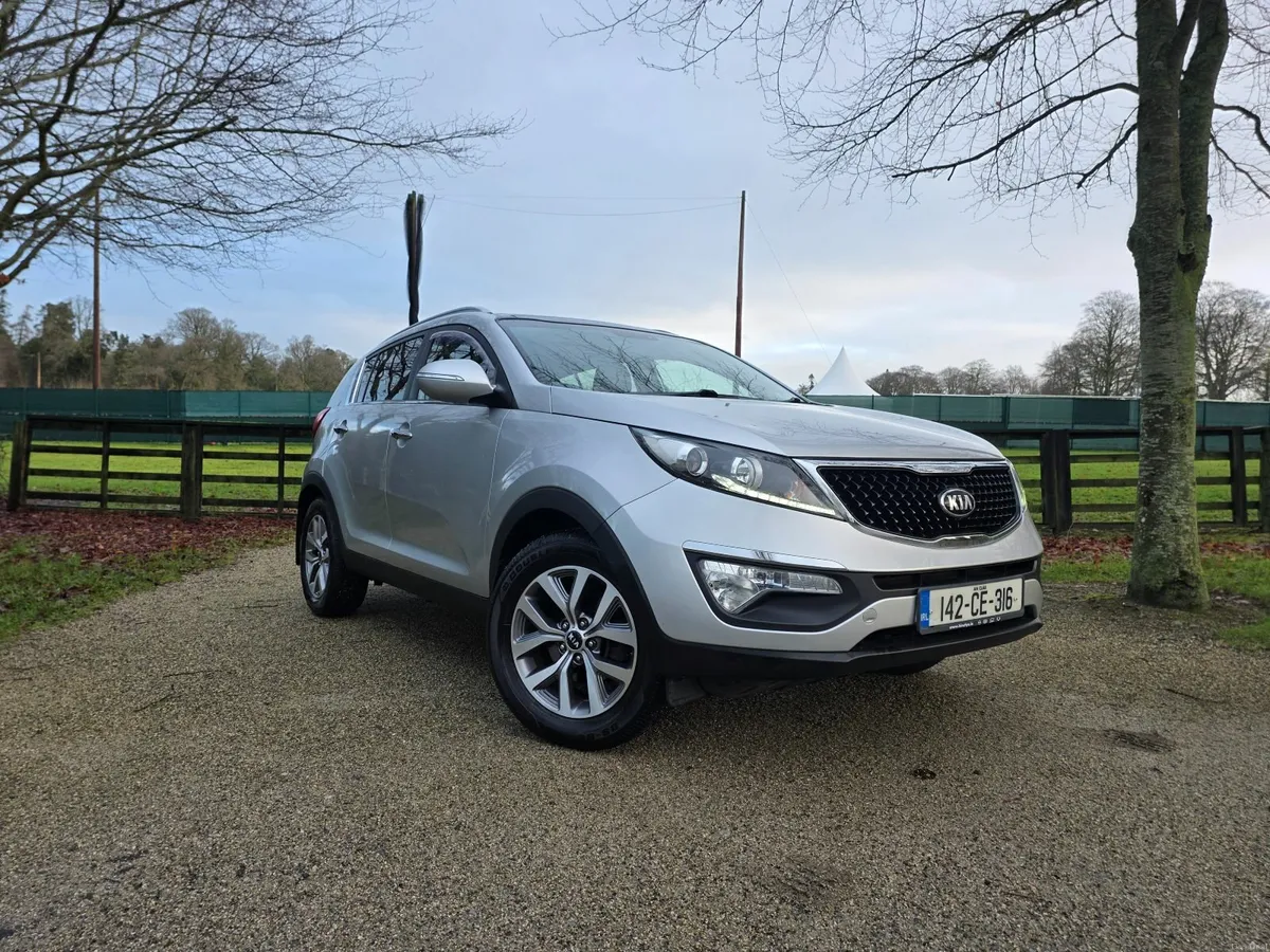2014 KIA SPORTAGE EXS ( PANORAMIC SUNROOF ) - Image 1