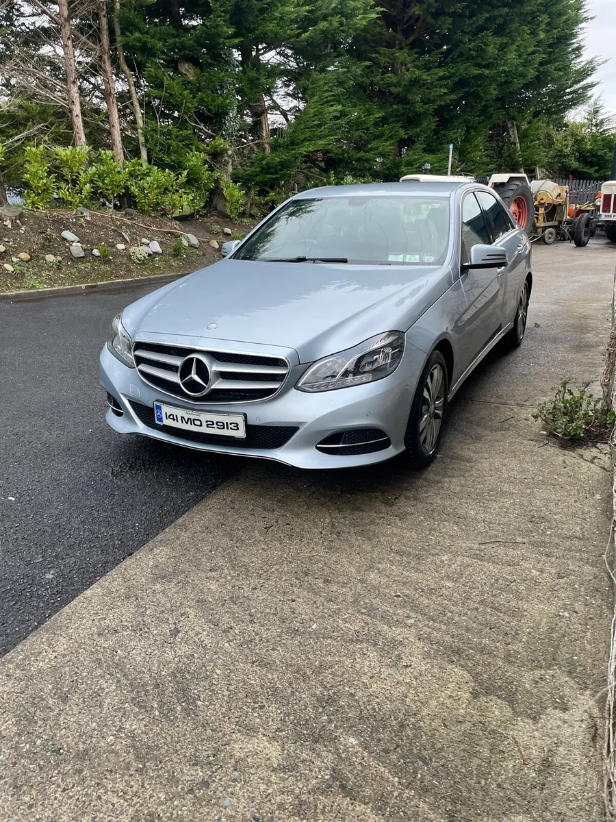 Mercedes e220 cdi - Image 1