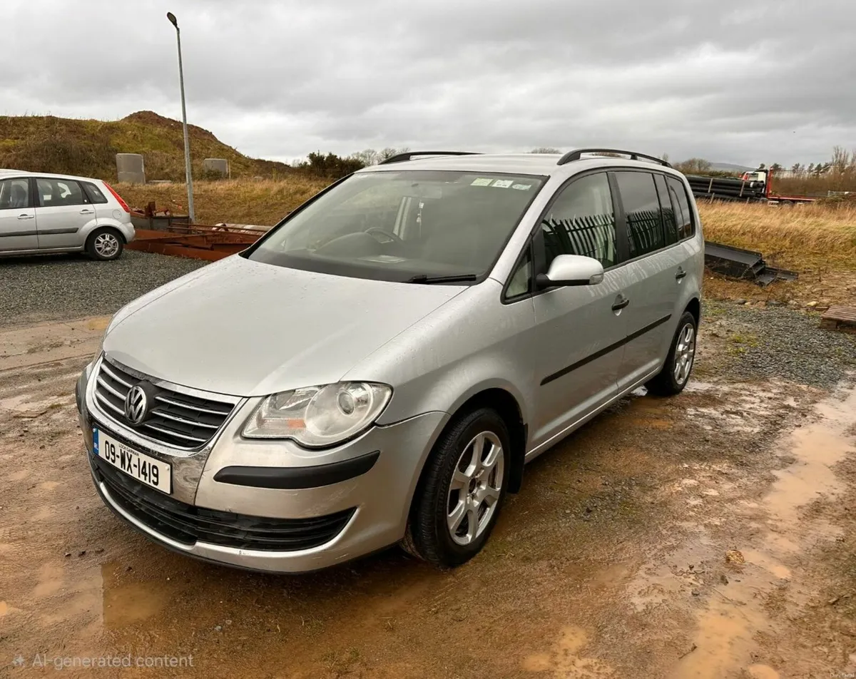 Volkswagen Touran 2009 - Image 1