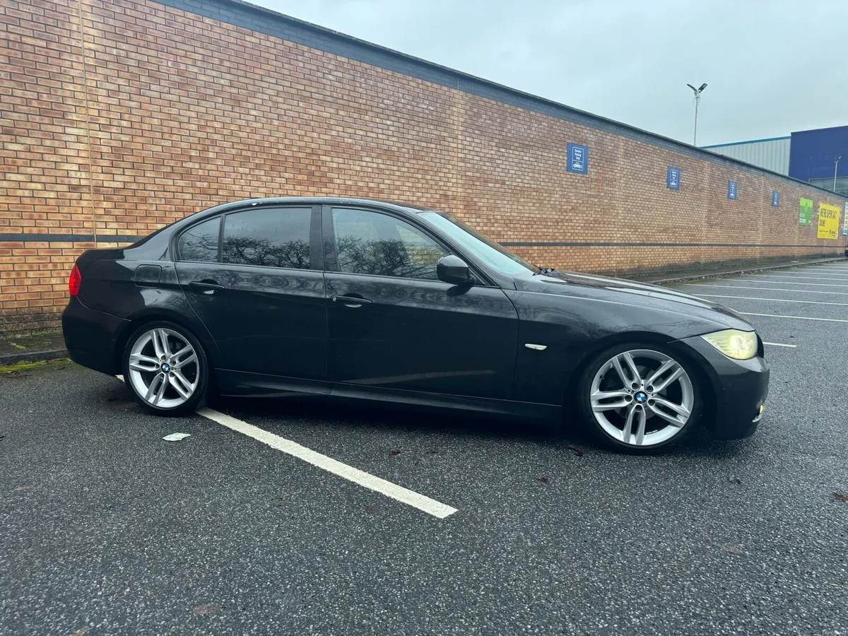 BMW 318d M-Sport - Image 3