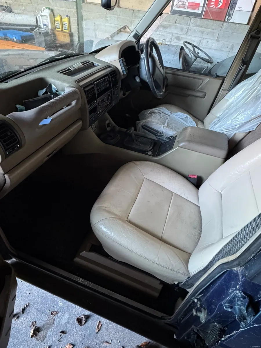 Land Rover Discovery 1 V8 - Image 3