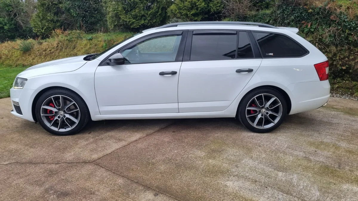 14 SKODA OCTAVIA VRS (REPAIRABLE) - Image 2