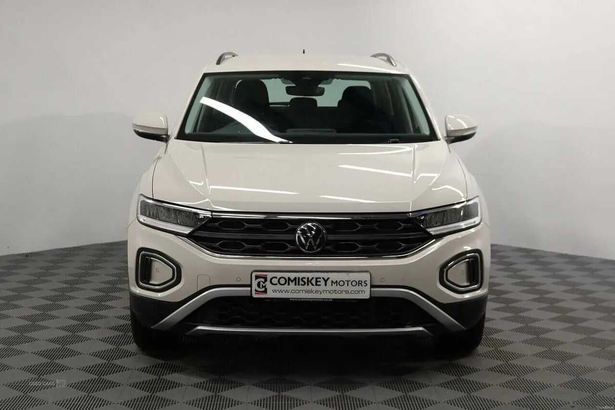 Volkswagen T-Roc TSI Life - Image 2