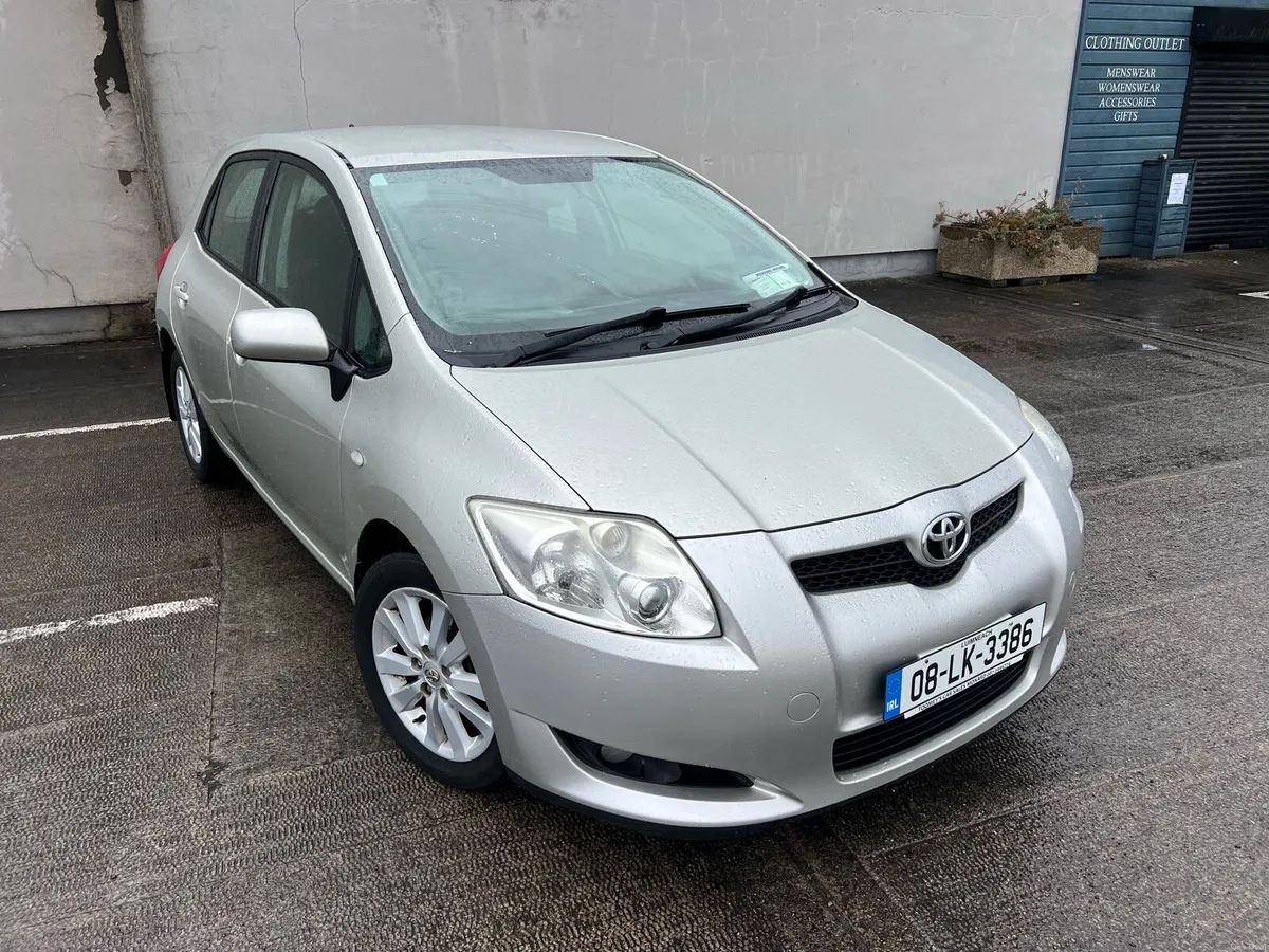 Toyota Auris 1.6 Automatic NEW NCT 03/27 - Image 1
