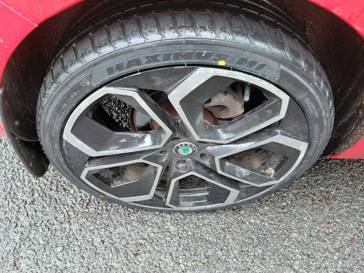 €7950.New nct today11/27,1.6tdi auto,only 130kms - Image 2