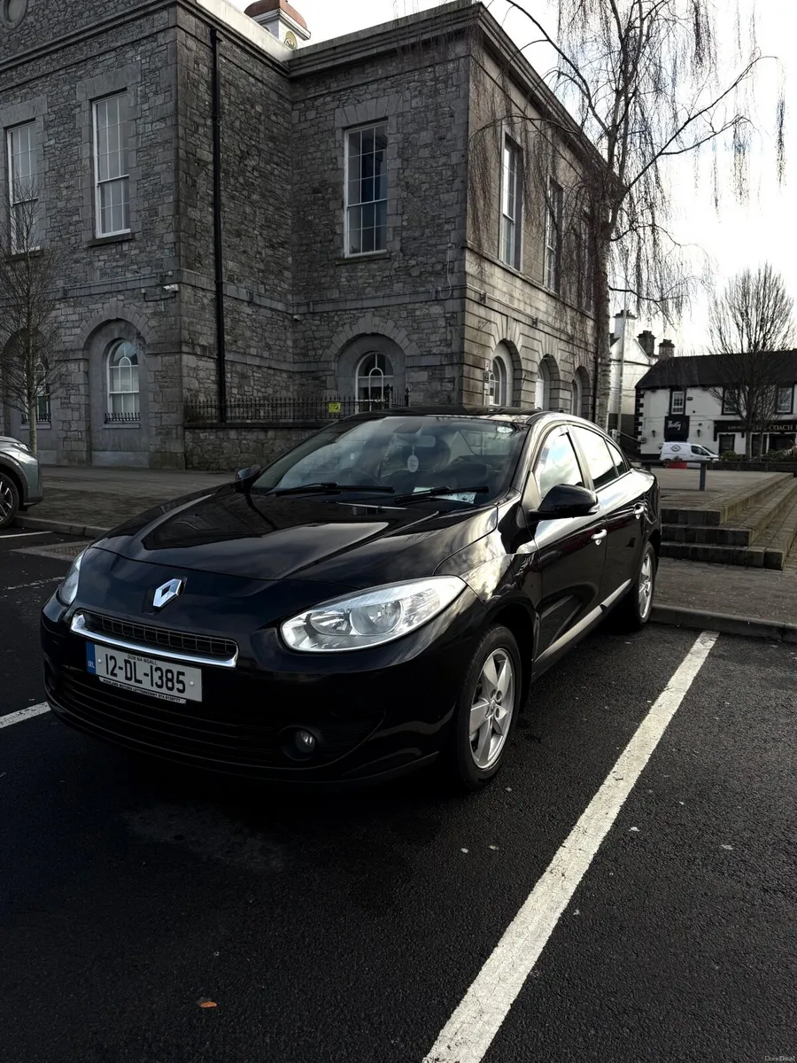 Renault Fluence 2012 - Image 2