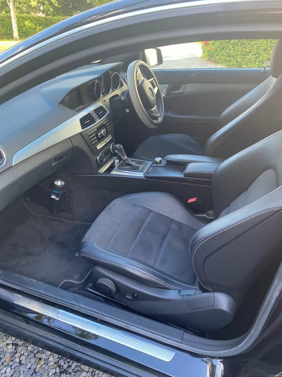 Mercedes-Benz C-Class 2015 - Image 3
