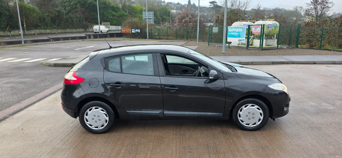 Renault Megane New NCT Low Miles - Image 4