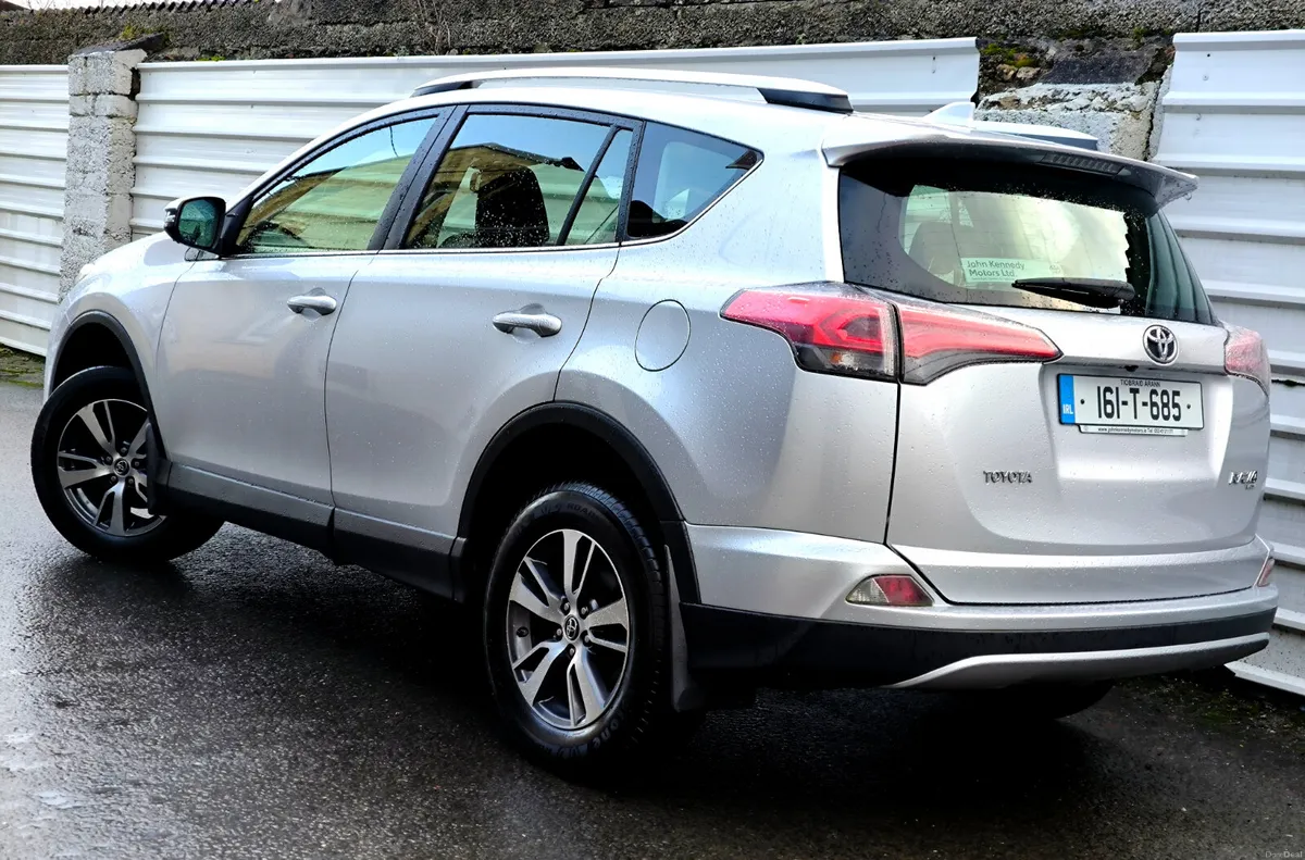 Toyota RAV4 2016 Luna - Image 4