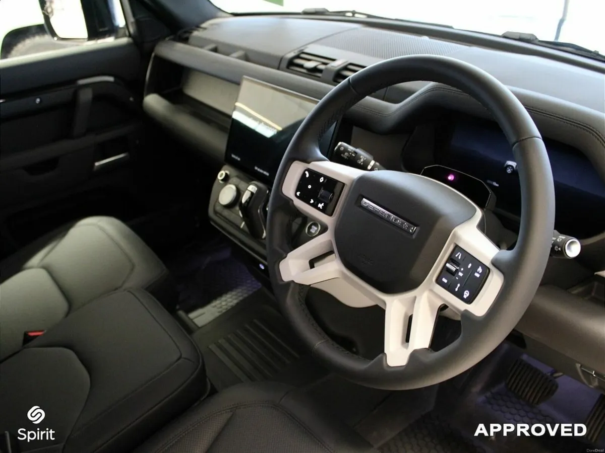 Land Rover Defender 110 S D250 Commercial 3 Seat, - Image 4