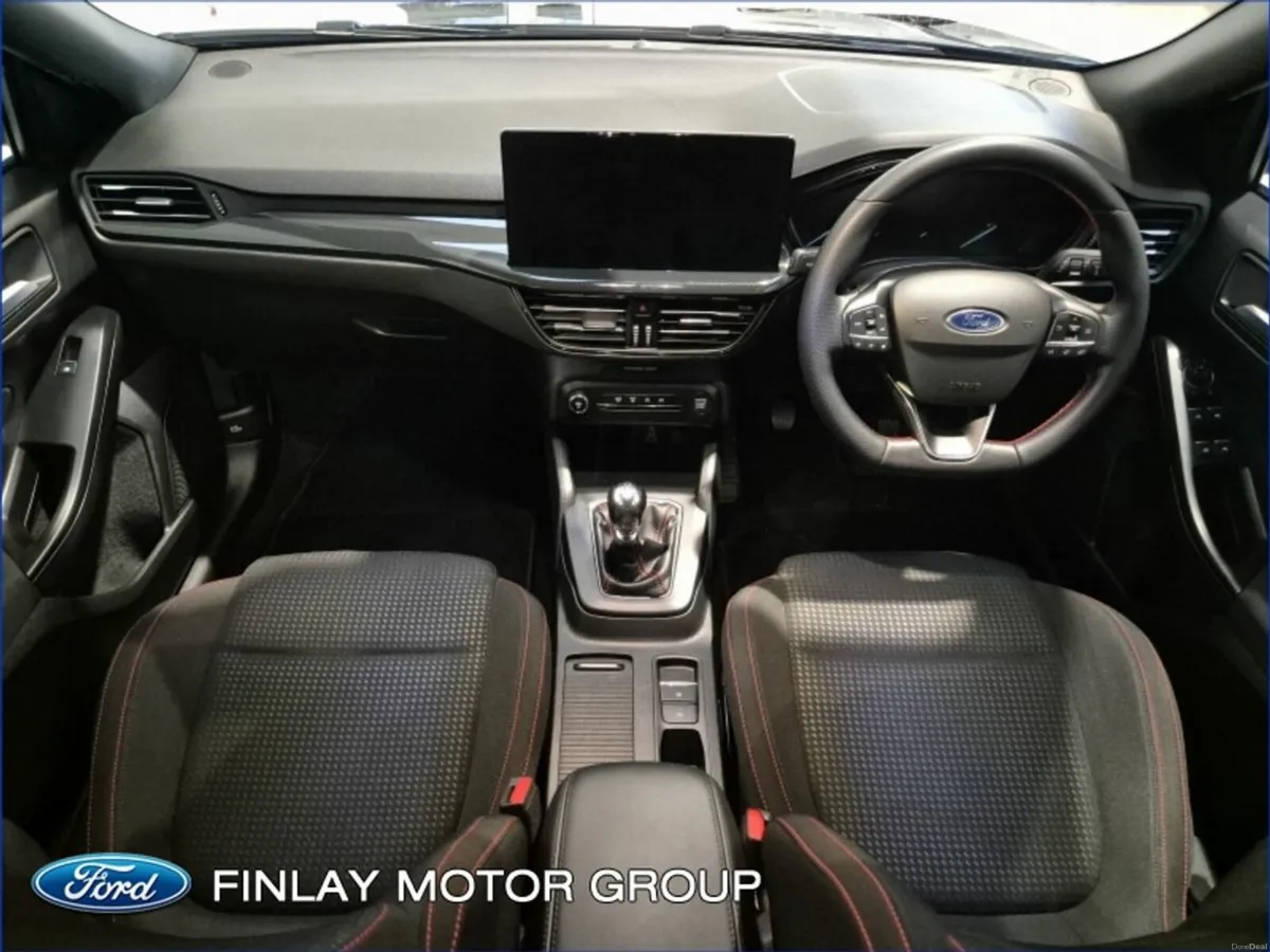 Ford Focus ST-Line X 1.0L EcoBoost 125PS mHEV - Image 3