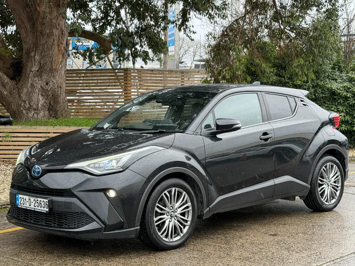 Toyota C-HR 2023..Hybrid..Keyless Entry - Image 2