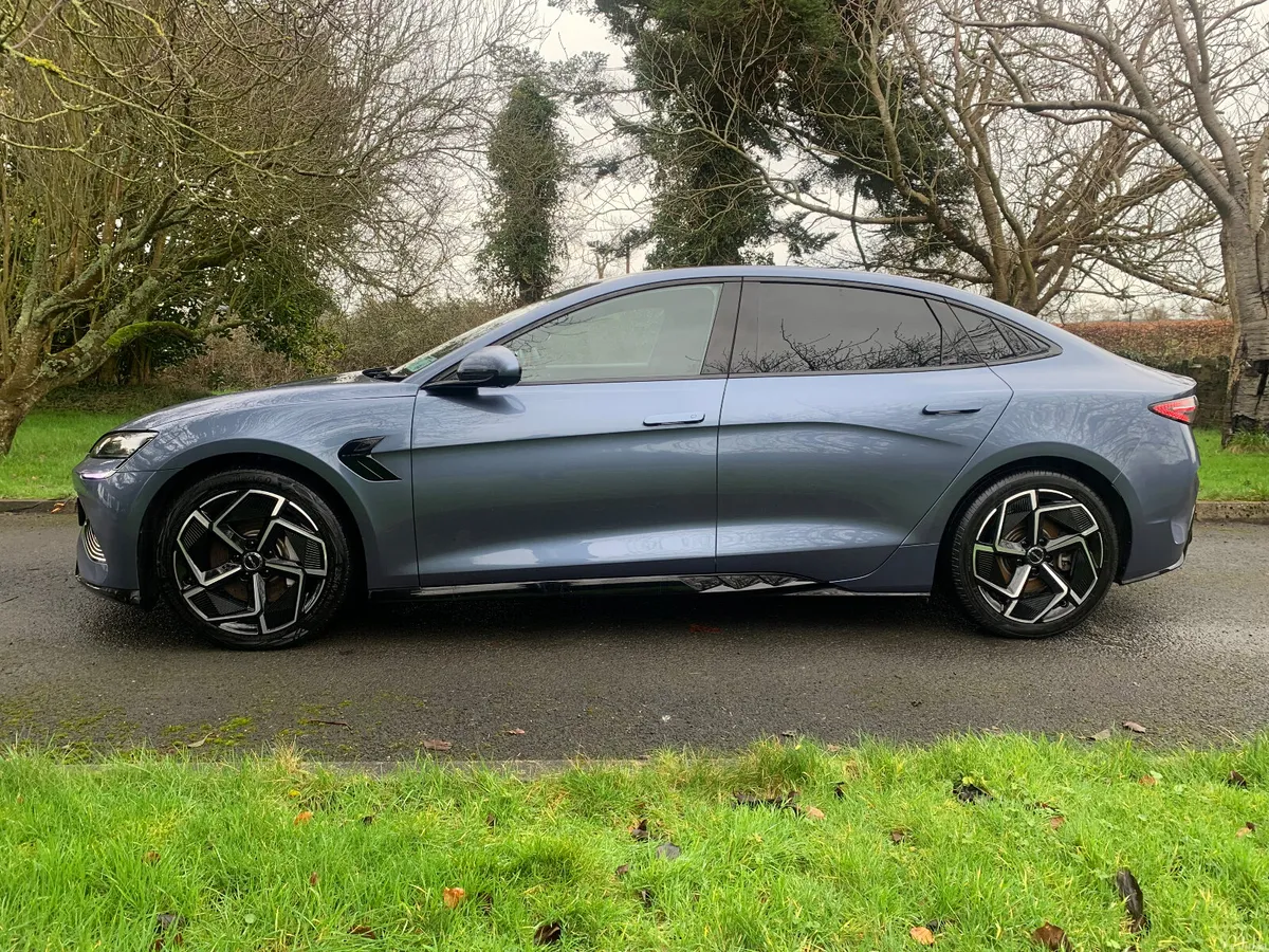 BYD SEAL 2024 AWD EXCELLENCE 530 BHP !! - Image 3