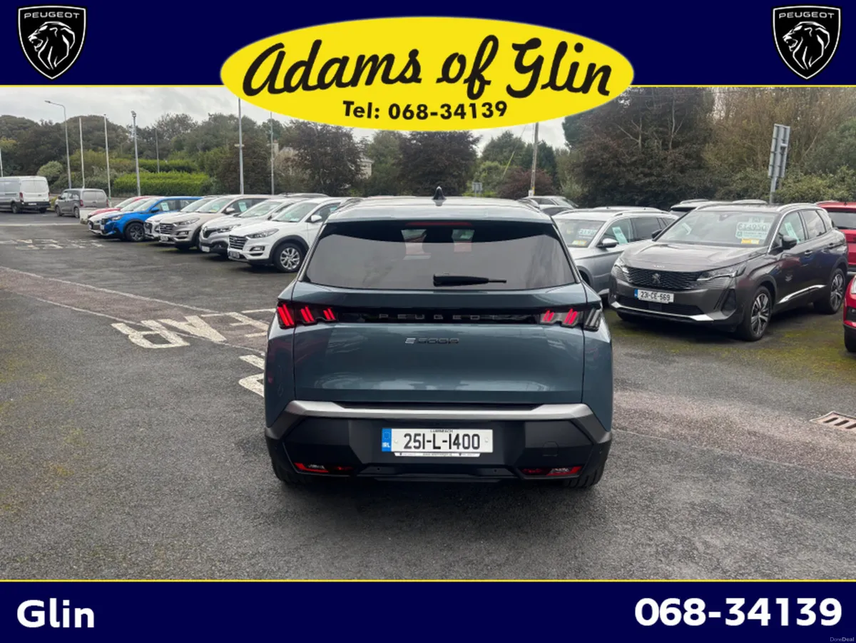Peugeot 5008 ALLURE 73KWH 210BHP - Image 3