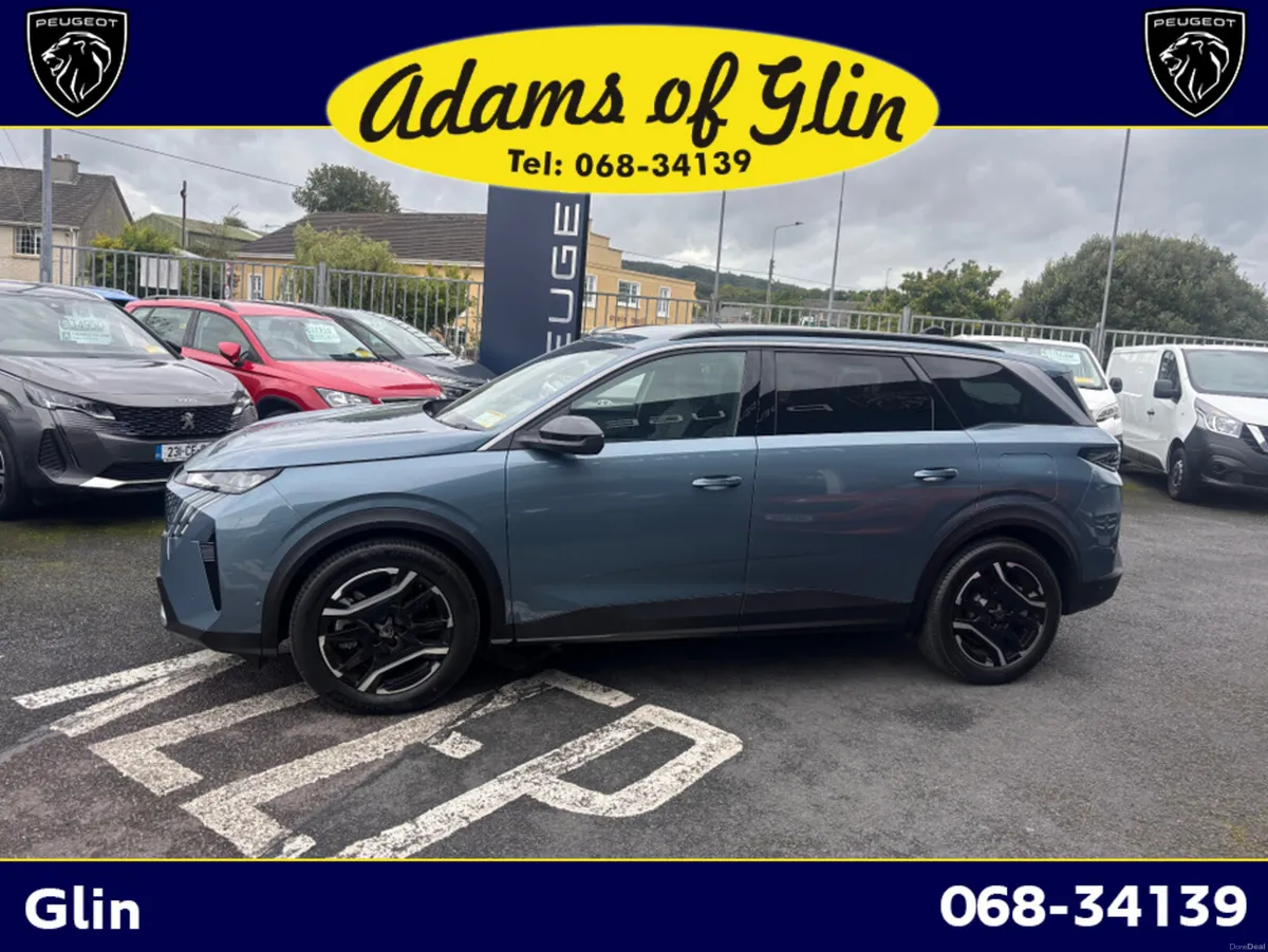 Peugeot 5008 ALLURE 73KWH 210BHP - Image 4