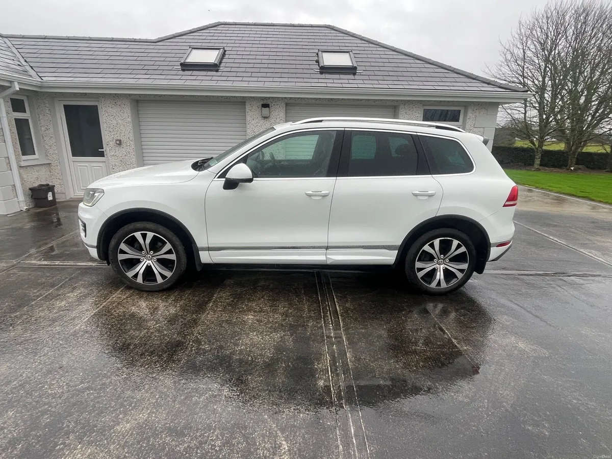 Volkswagen Touareg Rline Air Suspension NCT 05/27 - Image 1