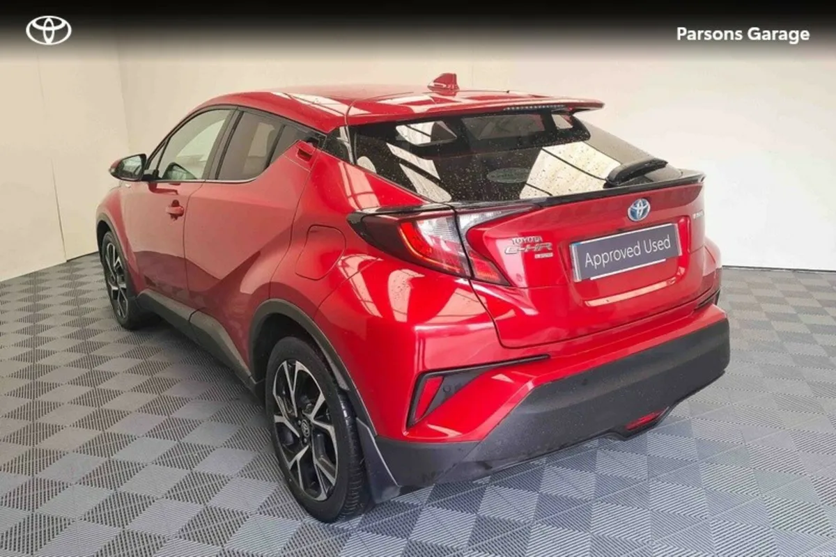 Toyota C-HR C-HR 1.8 HYBRID SPORT - Image 2