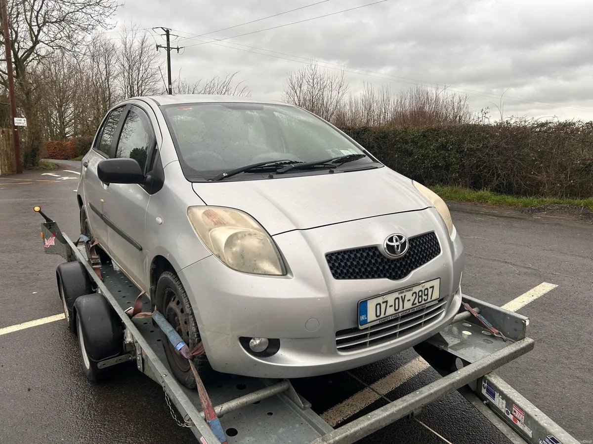 Toyota Yaris - Image 2