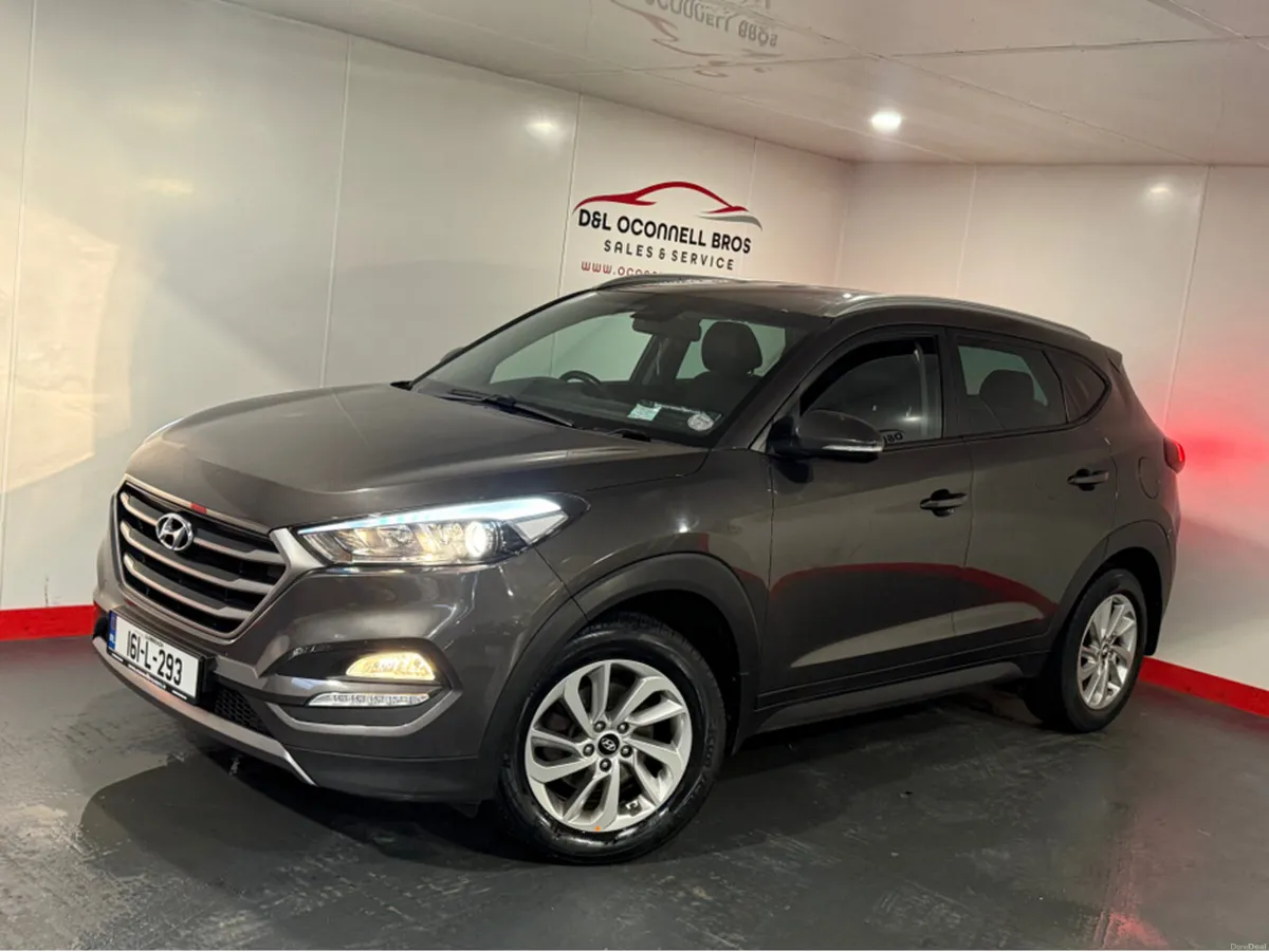 Hyundai Tucson EXECUTIVE 5DR - Image 2