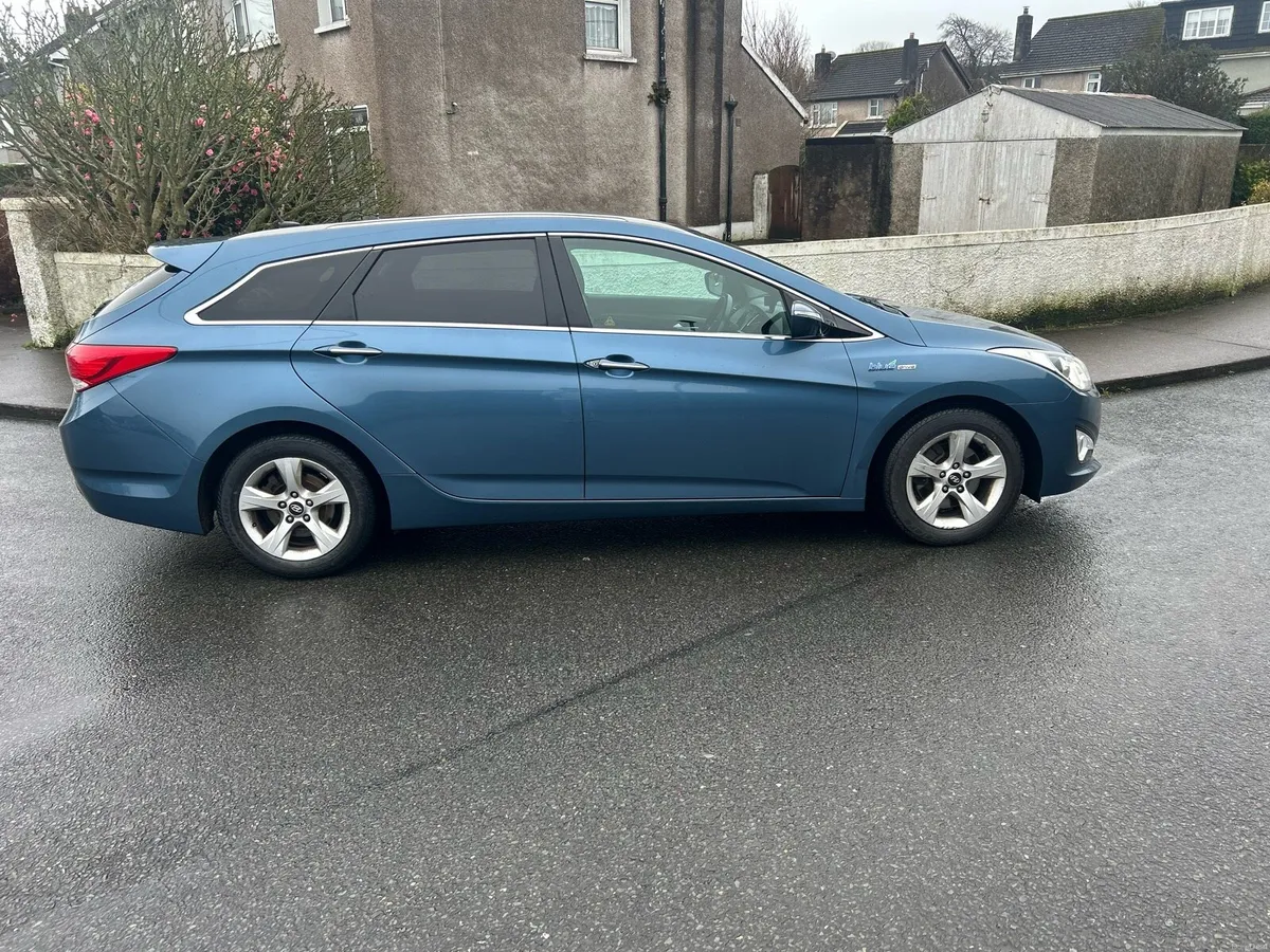 Hyundai I40 - Image 2