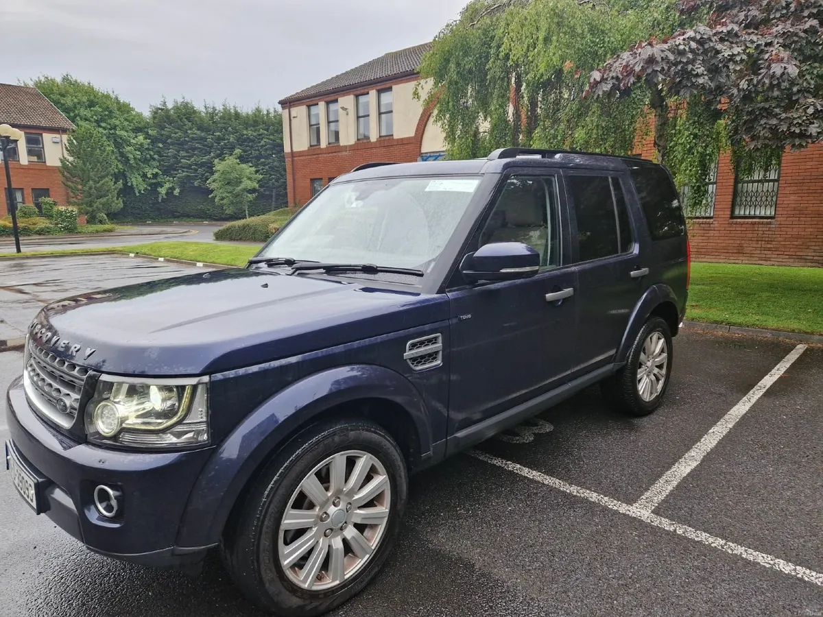 Land Rover Discovery 2016 - Image 1