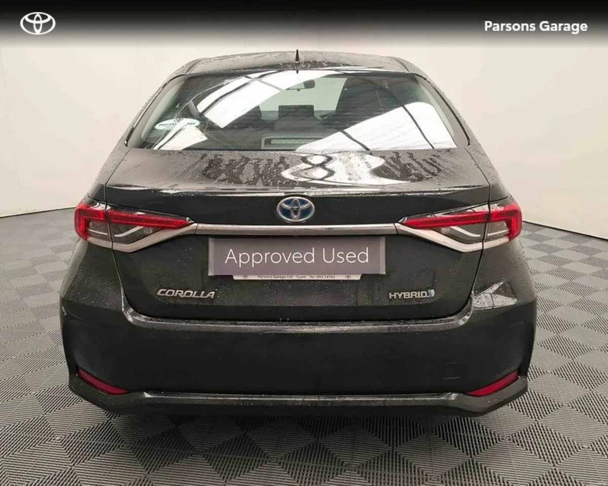 Toyota Corolla LUNA SALOON 4DR AUTO - Image 4