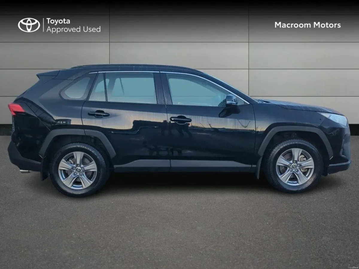 Toyota RAV4 FRESH SELECTION OF TRADE-INS Rav4 Hybr - Image 3