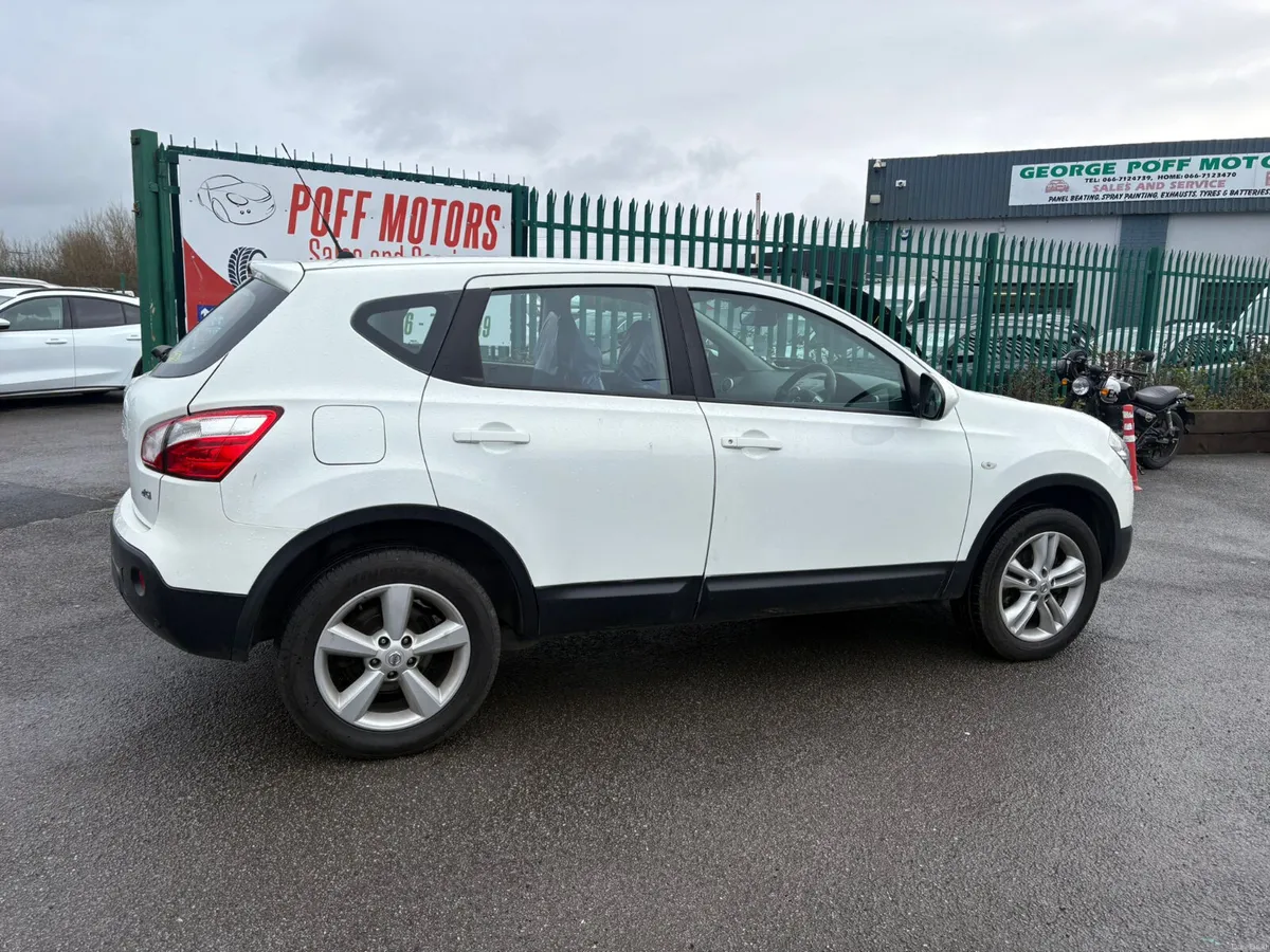 Nissan Qashqai 2013 - Image 2