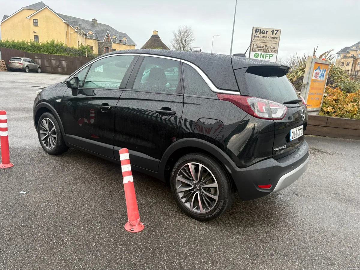 Opel Crossland X 2020 - Image 3