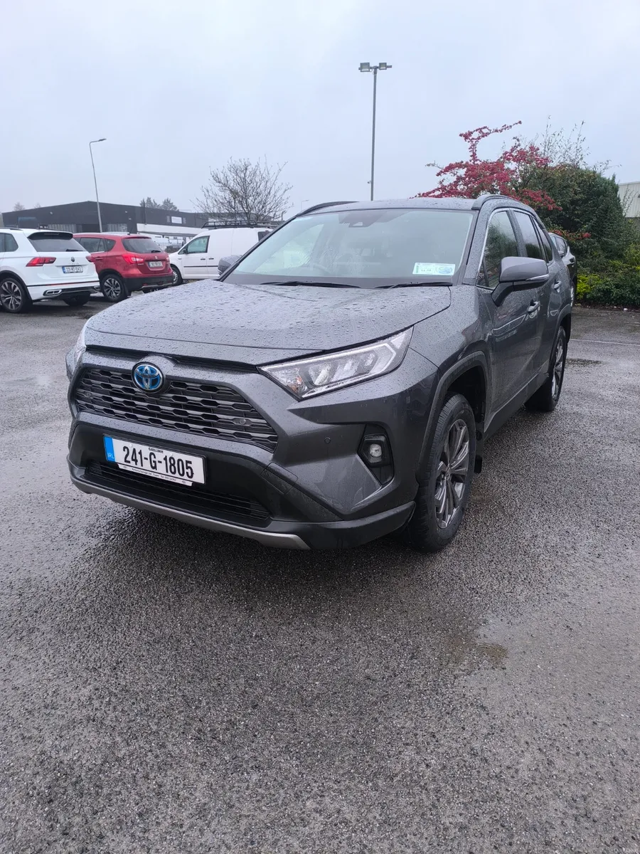 Toyota RAV4 2024 - Image 1