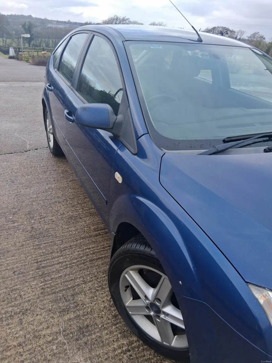 Ford Focus 2008 - Image 2