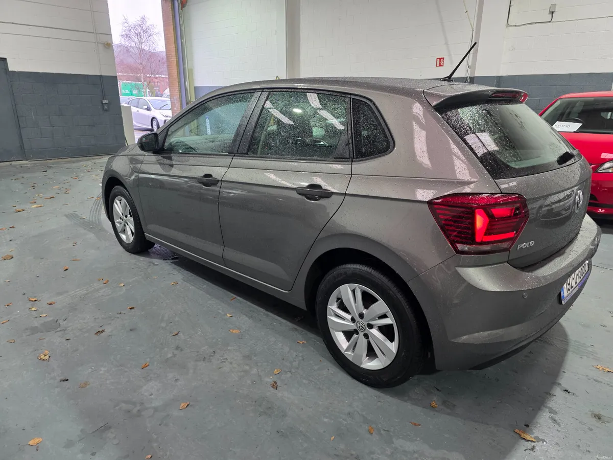 2019 Volkswagen Polo Manual - Image 4