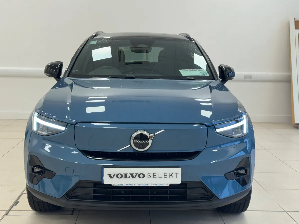 Volvo XC40 2022 - Image 2