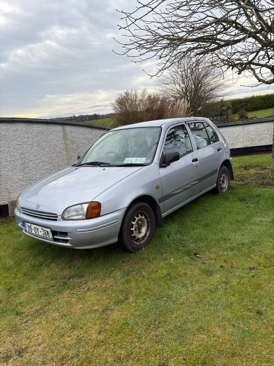 Toyota starlet - Image 2
