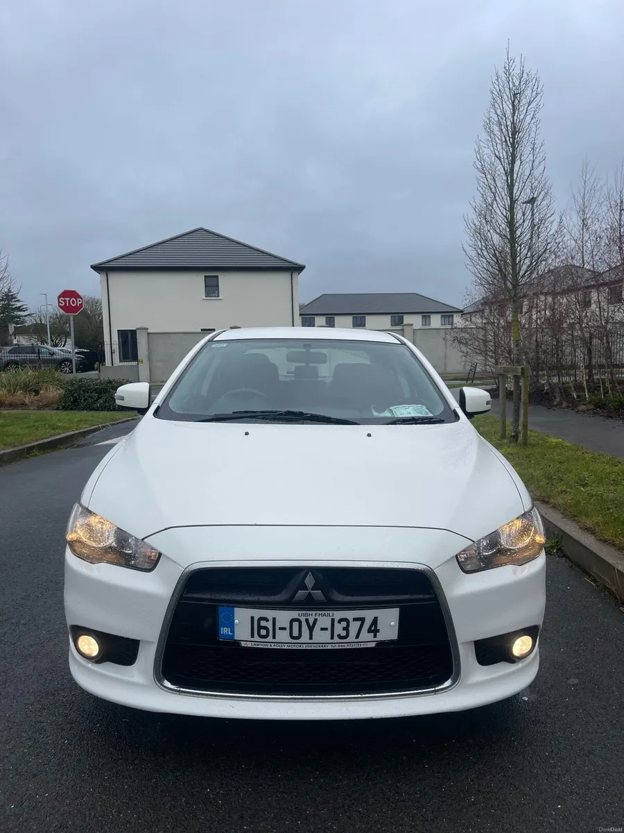 2016 Mitsubishi Lancer - Image 4