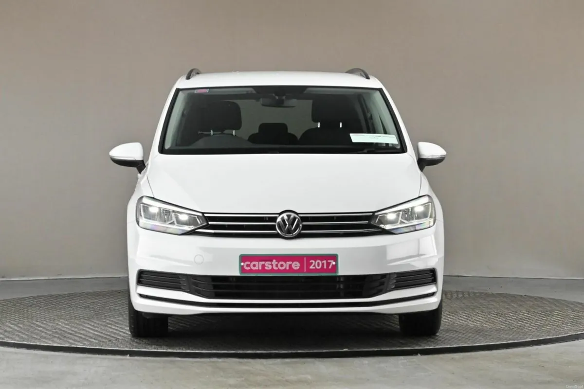 Volkswagen Touran 1.4 TSI DSG TRENDLINE **CARPLAY* - Image 3
