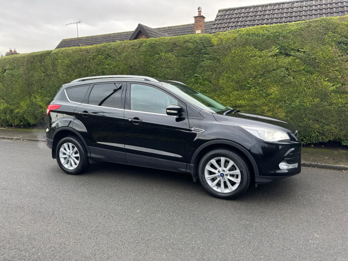 Ford Kuga titanium high spec - Image 1