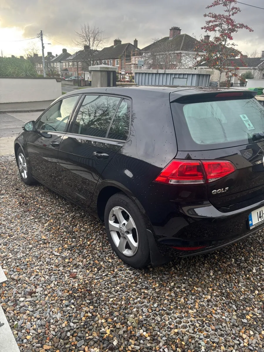 Volkswagen Golf 2014 - Image 1